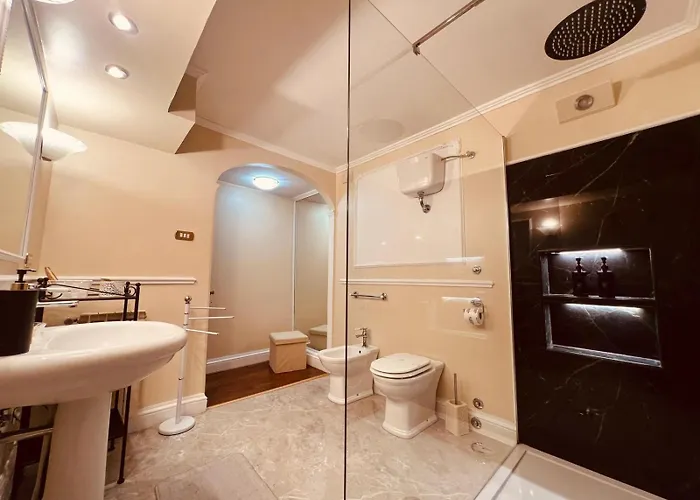 Veronica Suite, Terrace Exclusive Historic Centre Piazza Venezia Appartement *